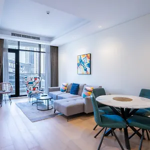  Apartment Rh- Modern Comfort, Bright 1br Near Mall, City Views